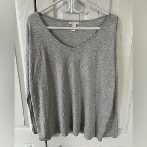 H&M Oversized Lightweight V-Neck Sweater